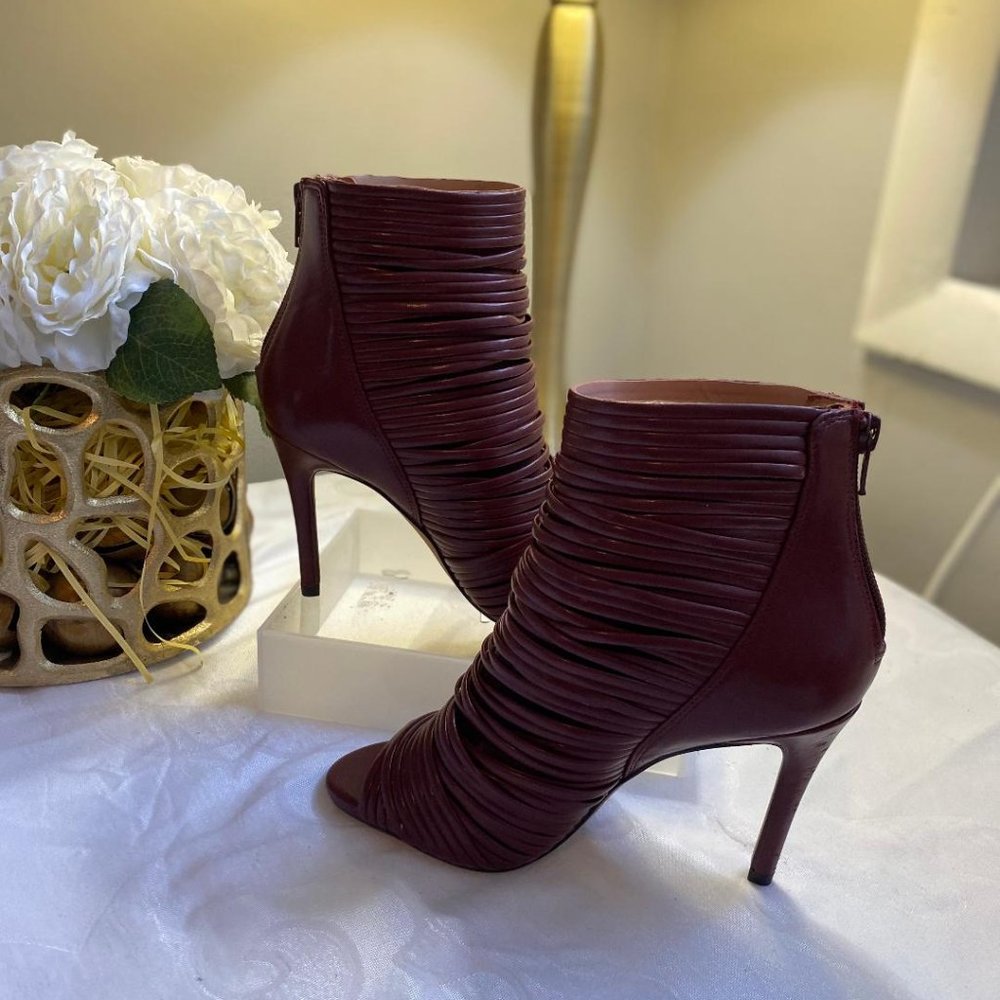 WOMEN'S ELLE STRAPPY  BOOTIES